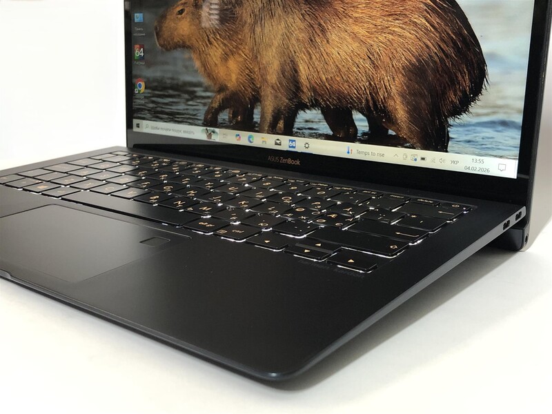 Ноутбук Asus ZenBook S UX391U / 13.3" FullHD IPS / i5-8250U / 8GB / 256GB SSD / Win10Pro / Backlight - Б/у