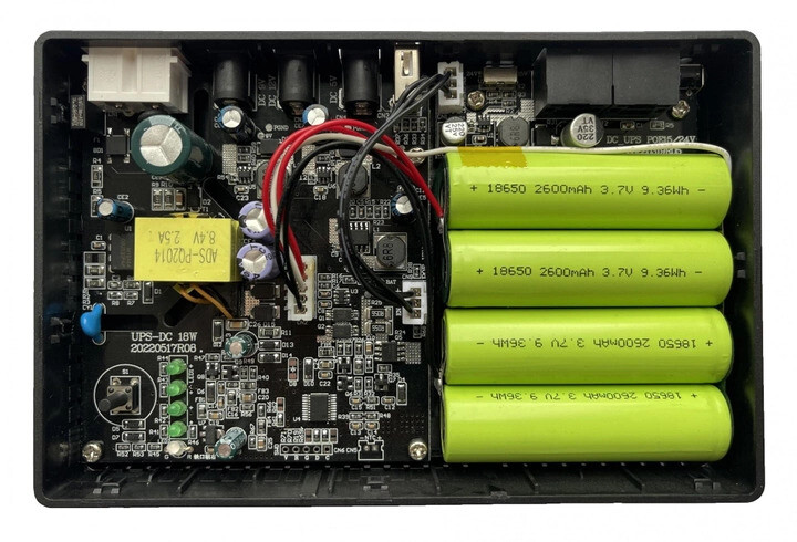 Джерело безперебійного живлення для роутерів/комутаторів DC1018P DC UPS 10400 mAh Black (2020000426844)