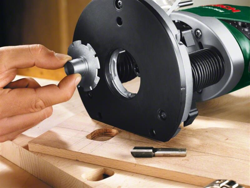 Фрезер Bosch POF 1400 (060326C801)