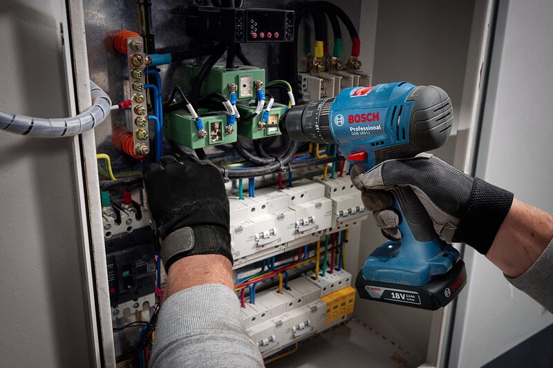 Дриль-шурупокрут Bosch Professional GSB 183-LI 18В (0.601.9K9.101)