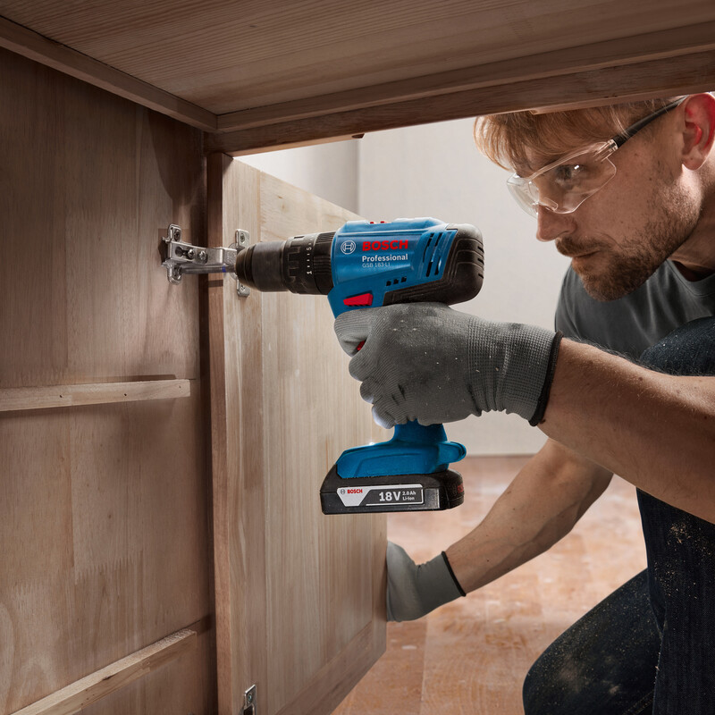 Дриль-шурупокрут Bosch Professional GSB 183-LI 18В (0.601.9K9.101)