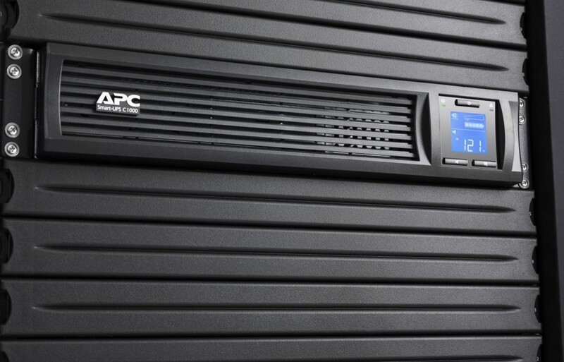 Джерело безперебійного живлення APC Smart-UPS C 1000VA LCD (SMC1000I-2UC)