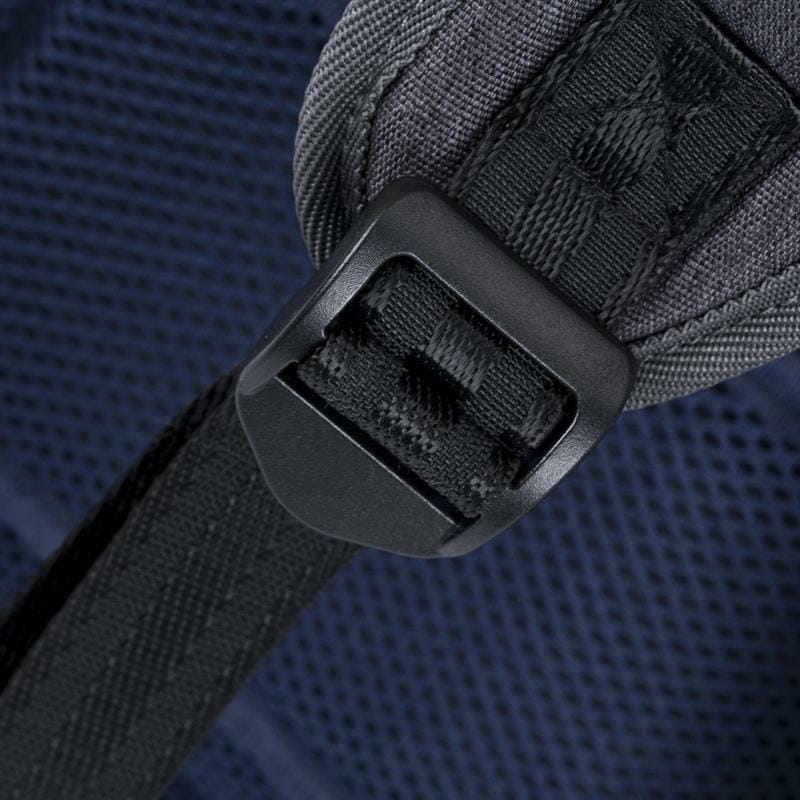 Рюкзак Rivacase 7760 Black 15.6"