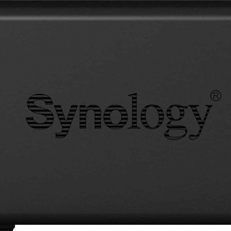 Cетевой дисковый массив Synology DS220+