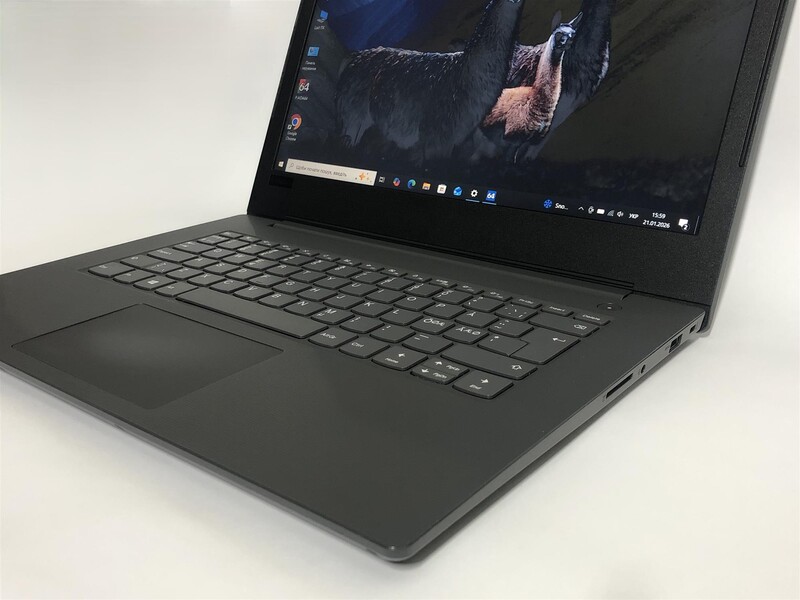 Ноутбук Lenovo V130-14IKB / 14" FullHD / i5-7200U / 8GB / 256GB SSD / Win10Pro - Б/у