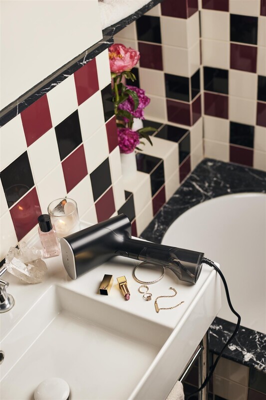 Відпарювач SteamOne EUDTC140BV2