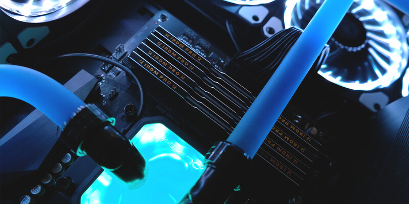 Модуль памяти DDR4 8GB/4000 Goodram Iridium Pro Black (IRP-4000D4V64L18S/8G)
