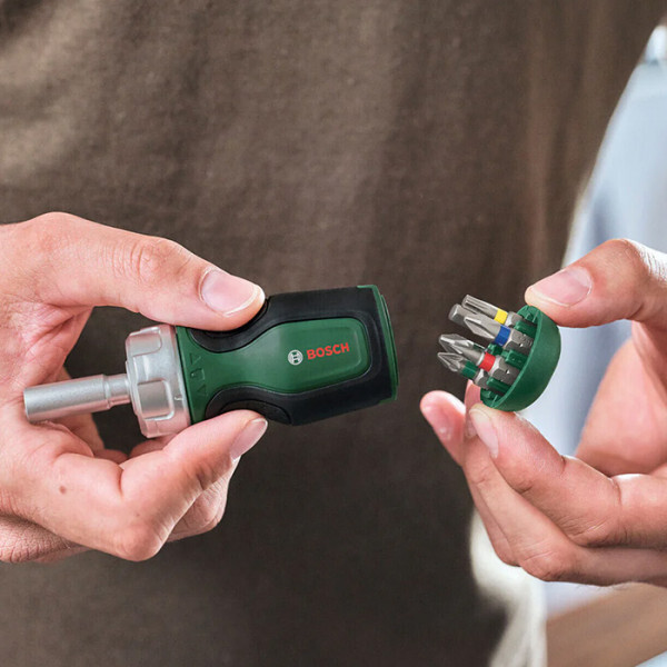 Викрутка Bosch з тріскачкою 6 насадок (1.600.A02.7PN)