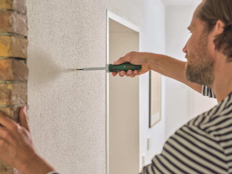 Викрутка Bosch з тріскачкою (1.600.A02.Z99)
