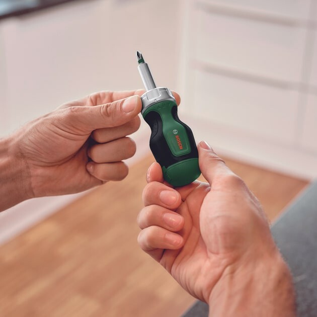 Викрутка Bosch з тріскачкою, 6 насадок PZ1,PZ2,PH2,SL4,TX25,HEX5, рукоятка TPR (1.600.A03.2UZ)