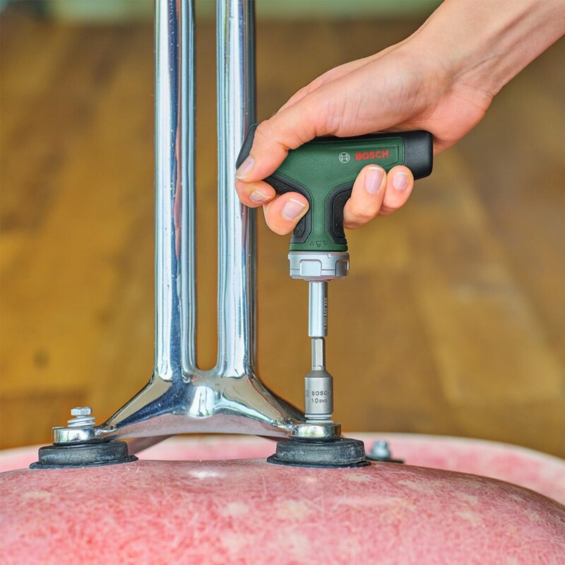 Викрутка Bosch з тріскачкою, Т-подібне руківя (1.600.A02.Z9S)
