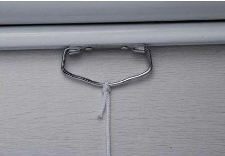 Экран ручной Atria 84" (170х127, 4:3) (MWM-NTSC-84D)