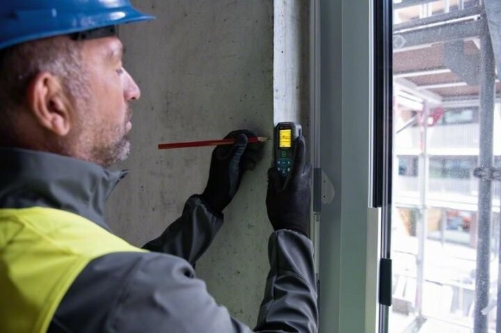 Лазерний далекомір Bosch Professional GLM 50-25 G (0.601.072.V00)