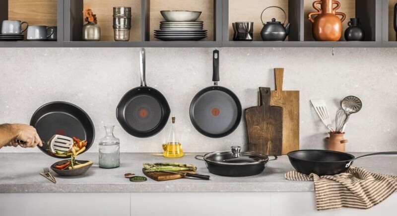 Сотейник с крышкой Tefal Excellence+ 24 см (G3308802)