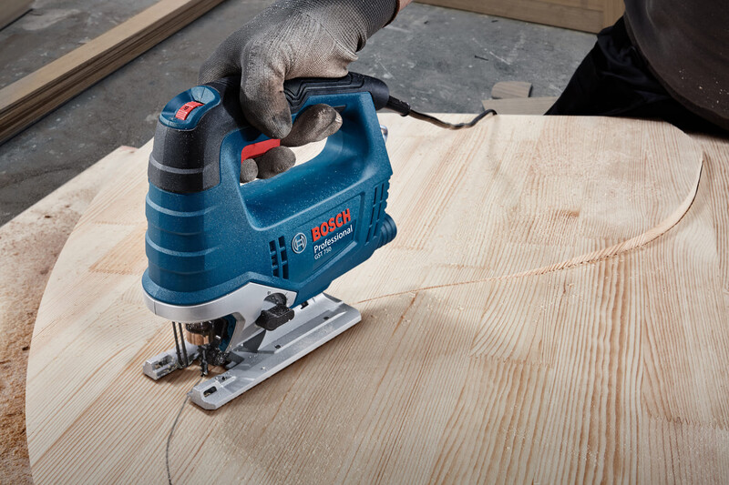 Лобзик Bosch Professional GST 750 (0.601.5B4.121)