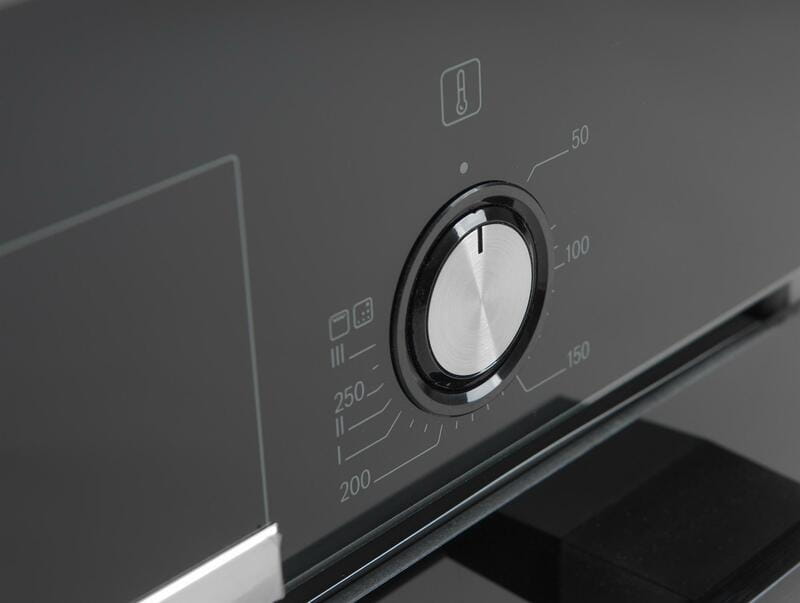 Духовой шкаф  Bosch HBJ558YB0Q