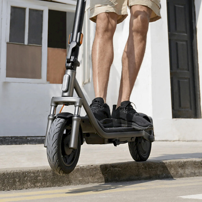 Електросамокат Xiaomi Electric Scooter 6 Lite Black BHR08R6GL