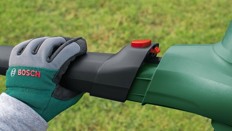 Садовый пылесос (воздуходувка) Bosch Universal GardenTidy 3000 (0.600.8B1.001)
