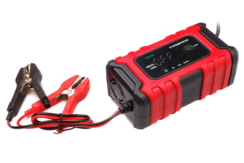 Зарядное устройство Maxxter MX-CHR-12V6A