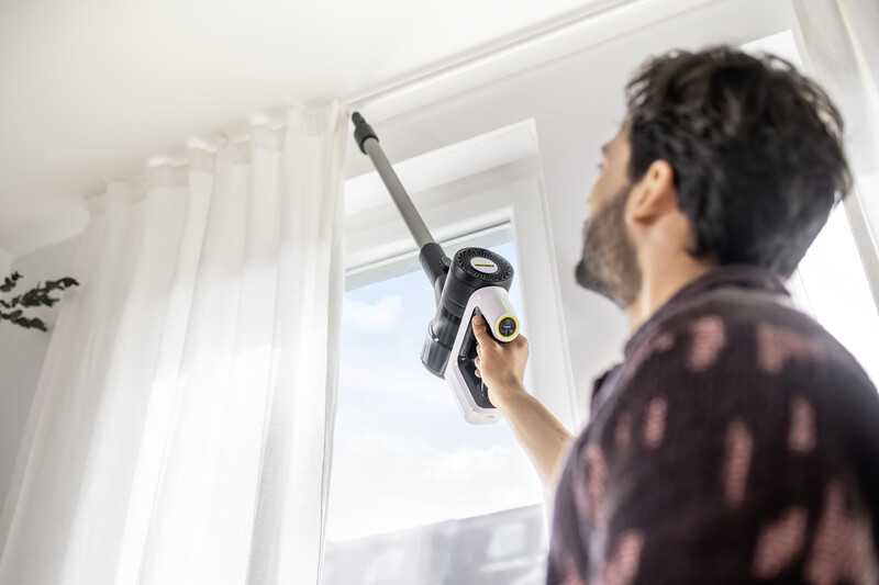 Акумуляторний пилосос Karcher VCS 3 Nano Complete (1.198-930.0)