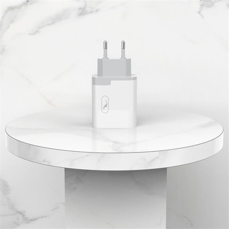 Зарядное устройство SkyDolphin SC17 PD+QC3.0 (2USB, 3A) White (MZP-000110)_бн