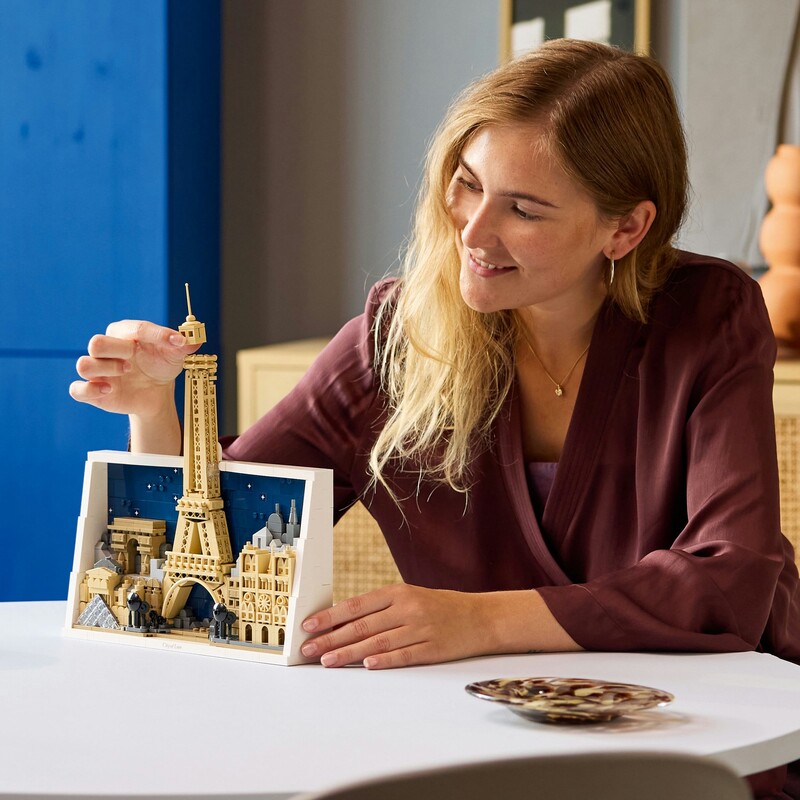 Конструктор LEGO Architecture Париж — місто кохання (21064)