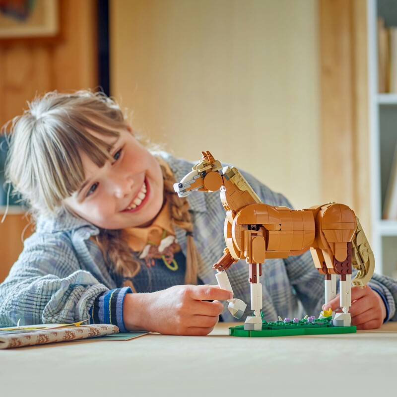 Конструктор LEGO Creator Прекрасний кінь (31166)