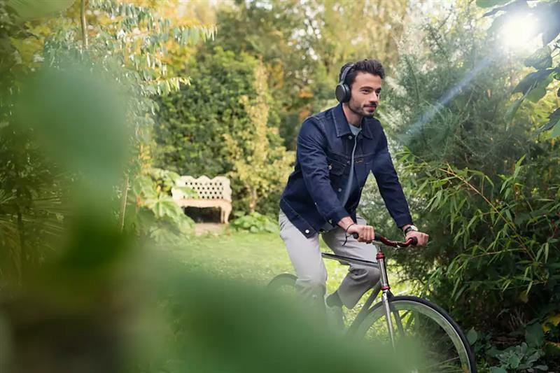 Bluetooth-гарнітура Philips TAH5205BK/00 Black