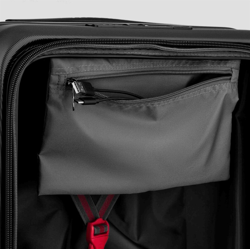 Чемодан Wenger Skyon Hardside Carry-On Black (653563)