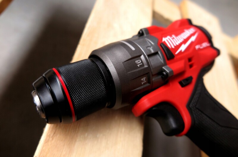 Дрель-шуруповерт Milwaukee M18 FPD3-0 (4933498060)