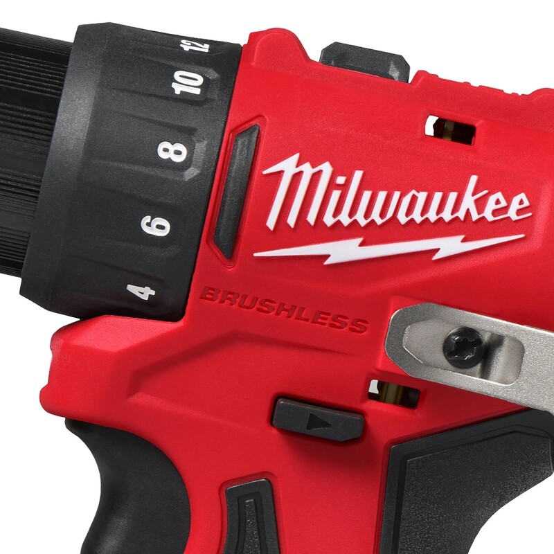 Дрель-шуруповерт Milwaukee M12 BLDDRC-0 (4933499683)