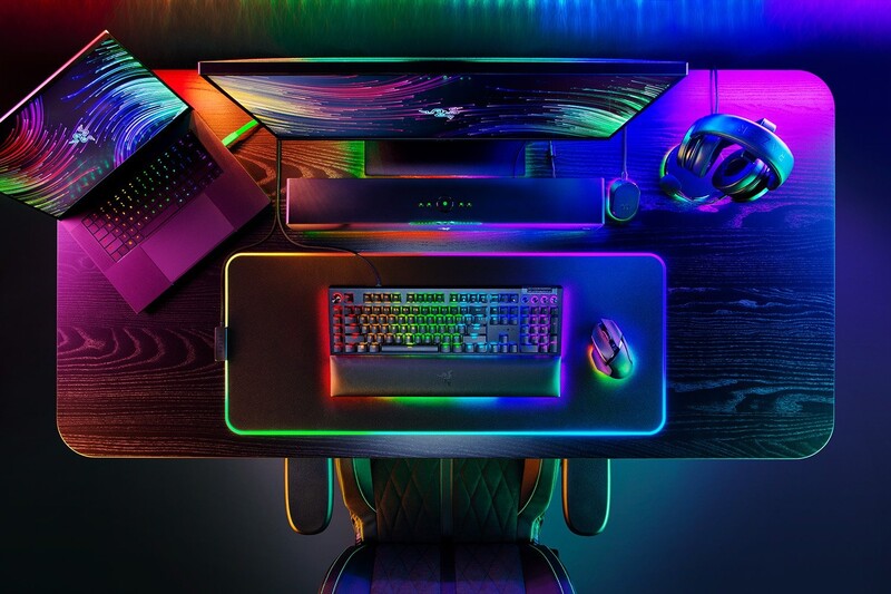 Клавиатура Razer BlackWidow V4 Pro Yellow Switch (RZ03-04681800-R3M1)