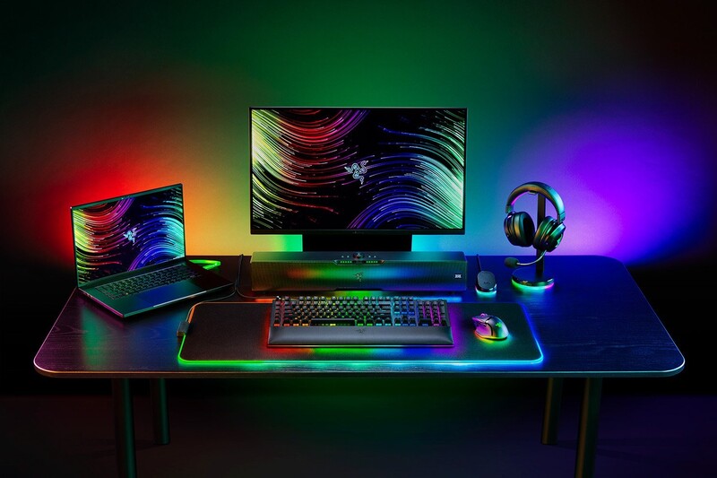 Клавиатура Razer BlackWidow V4 Pro Yellow Switch (RZ03-04681800-R3M1)