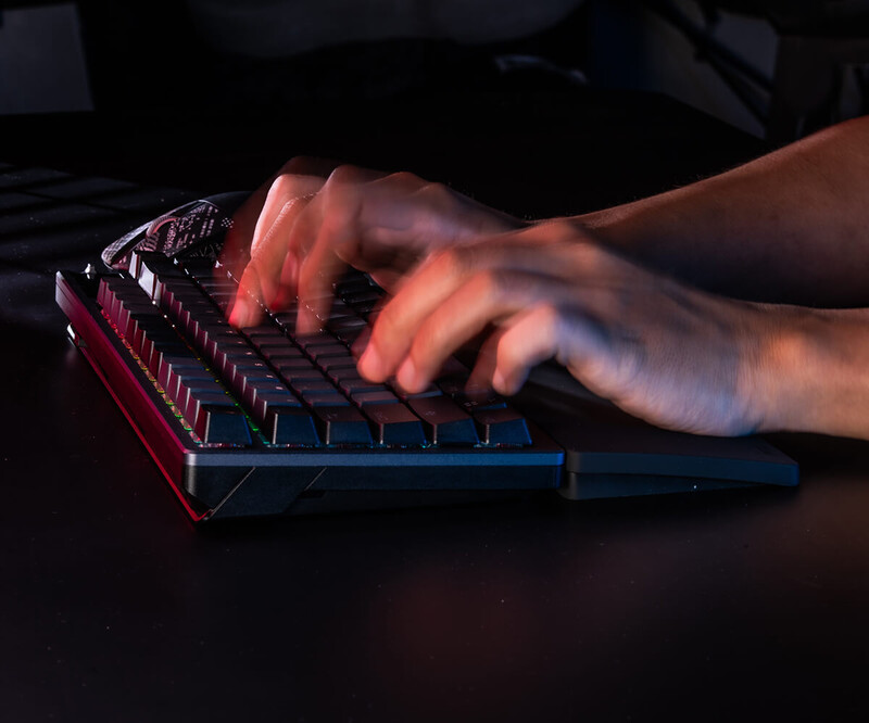 Підставка для клавіатури ASUS ROG Keyboard Wrist Rest Black (90MP04J0-BKUA00)