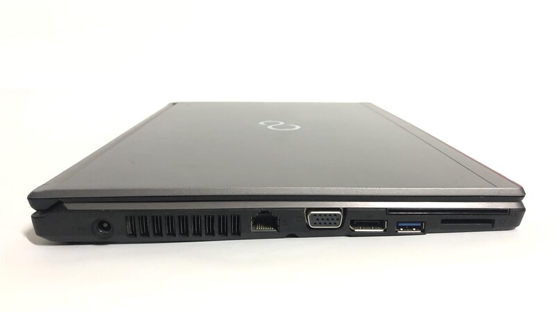 Ноутбук Fujitsu LifeBook E733 / 13.3" (1366х768) / i7-3632QM / 8GB / 256GB SSD / Win10Pro / Backlight / сканер отпечатка / Б/у