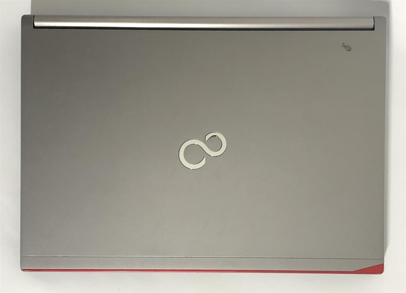 Ноутбук Fujitsu LifeBook E733 / 13.3" (1366х768) / i7-3632QM / 8GB / 256GB SSD / Win10Pro / Backlight / сканер отпечатка / Б/у