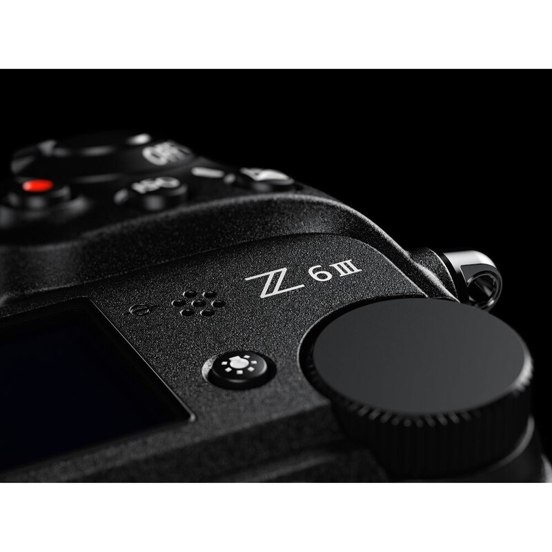 Цифровая фотокамера Nikon Z 6 III Body (VOA131AE)