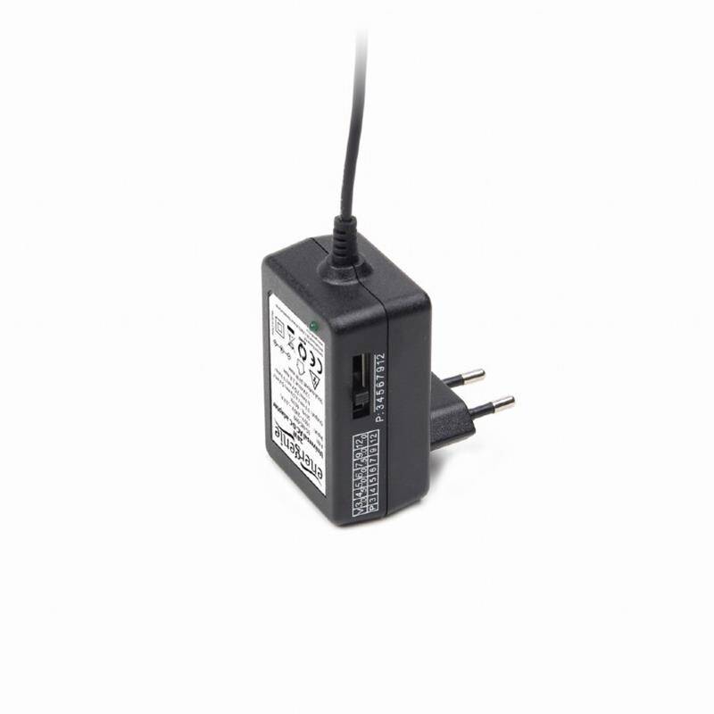 Сетевое зарядное устройство EnerGenie (1USBx2A) Black (EG-MC-009) + универсальный кабель