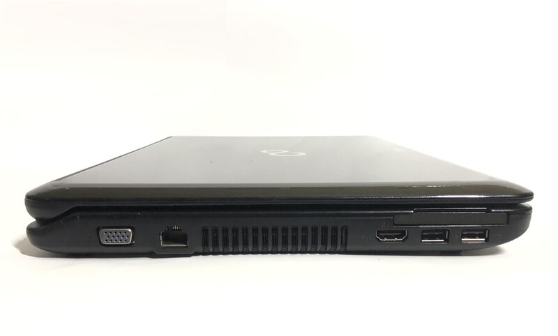 Ноутбук Fujitsu Lifebook AH530 / 15.6" (1366х768) / i5-450M / 8GB / 250GB HDD / Win10Pro - Б/у