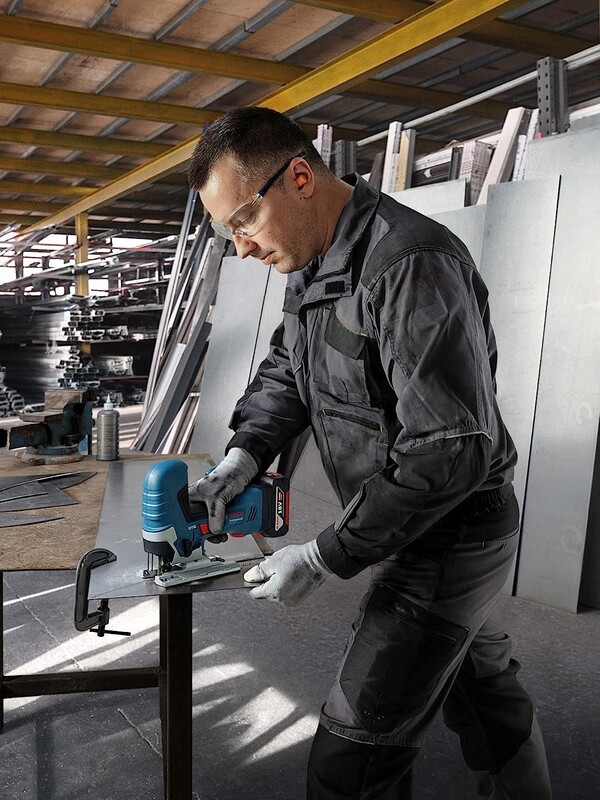 Лобзик Bosch Professional GST 185-LI 18В (0.601.5B3.021) без АКБ и ЗУ