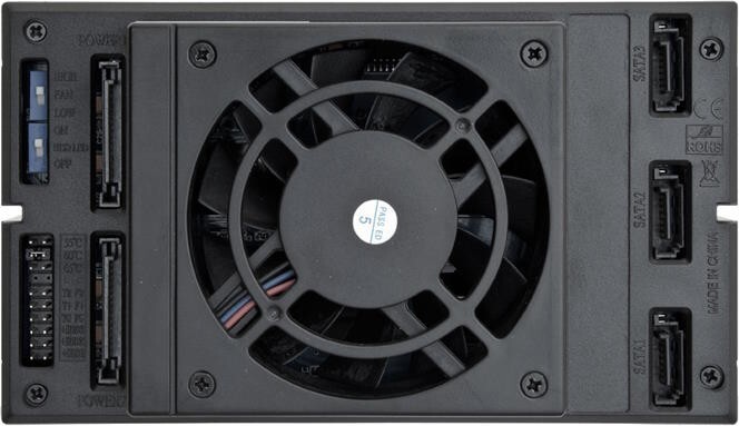 Бэкплейн Chieftec Hot-Swap Aluminium 2x5.25"/3x3.5" SATA (CBP-2131SAS)