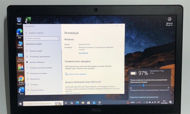 Ноутбук Dell Latitude 5580 / 15.6" (1366x768) / i3-7100U / 8GB / 128GB SSD / Win10Pro - Б/у