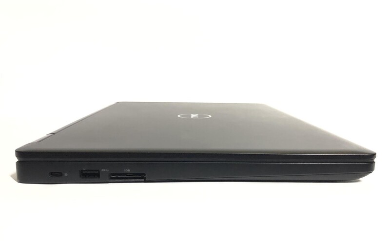 Ноутбук Dell Latitude 5580 / 15.6" (1366x768) / i3-7100U / 8GB / 128GB SSD / Win10Pro - Б/у