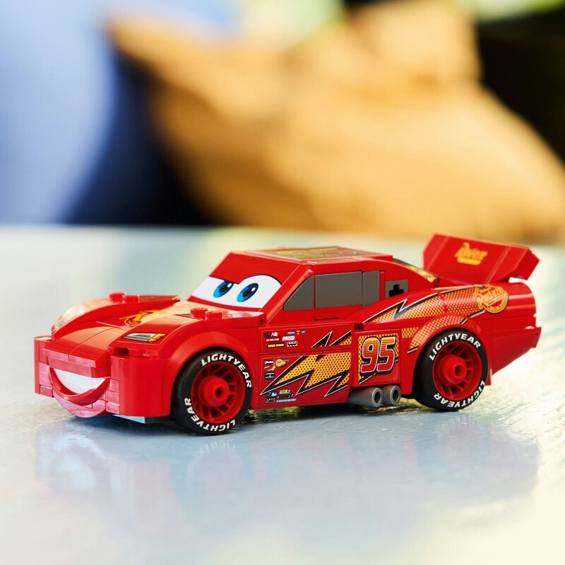 Конструктор LEGO Speed Champions Молния МакКвин (77255)