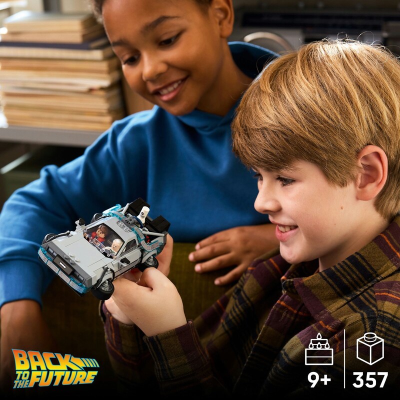 Конструктор LEGO Speed Champions Времяворот из фильма «Назад в будущее» (77256)