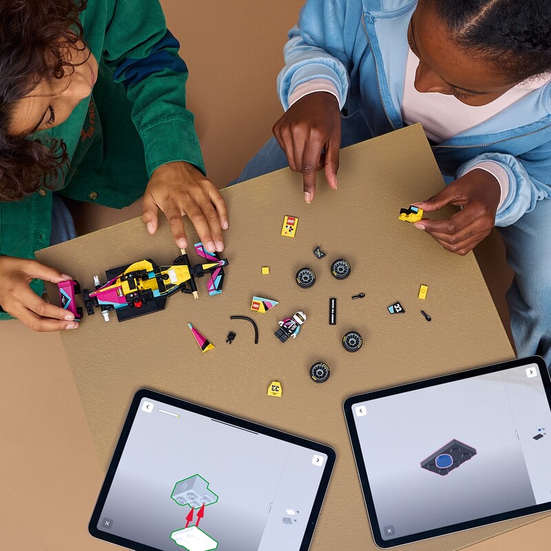 Конструктор LEGO Speed Champions Гоночный автомобиль F1 ACADEMY (77258)