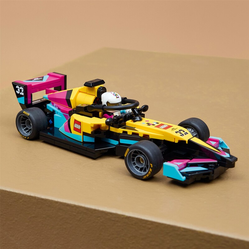 Конструктор LEGO Speed Champions Гоночный автомобиль F1 ACADEMY (77258)