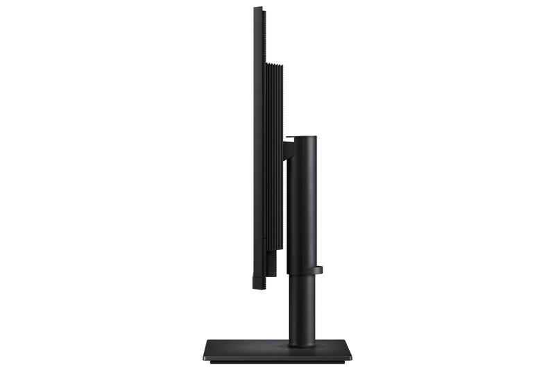Монітор Samsung 32" ViewFinity S8 (LS32H804UAIXUA)