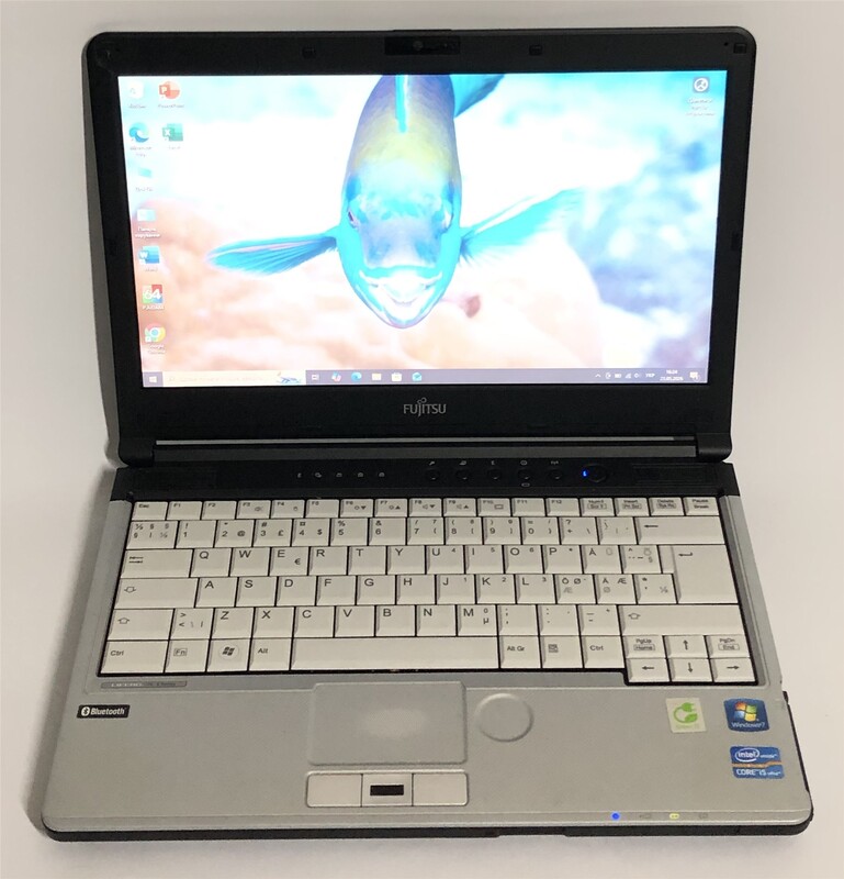 Ноутбук Fujitsu LifeBook S761 / 13.3" (1366х768) / i5-2520M / 8GB / 250GB HDD / Win10Pro - Б/в