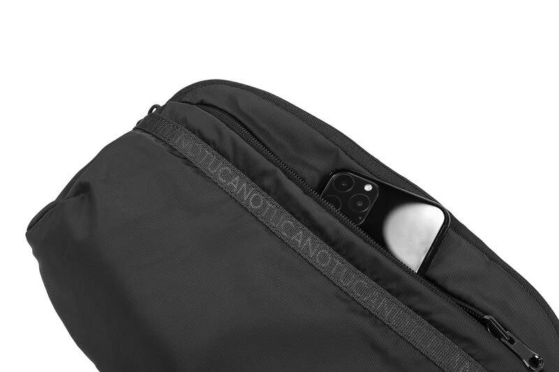 Сумка через плечо Tucano Let Me Out Crossbody Black (BLMOCB-BK)